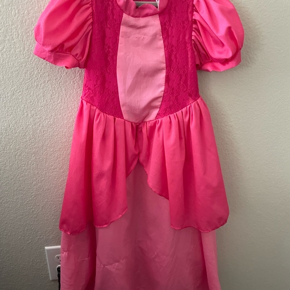 Princess Peach Dress with crown - Picture 1 of 1